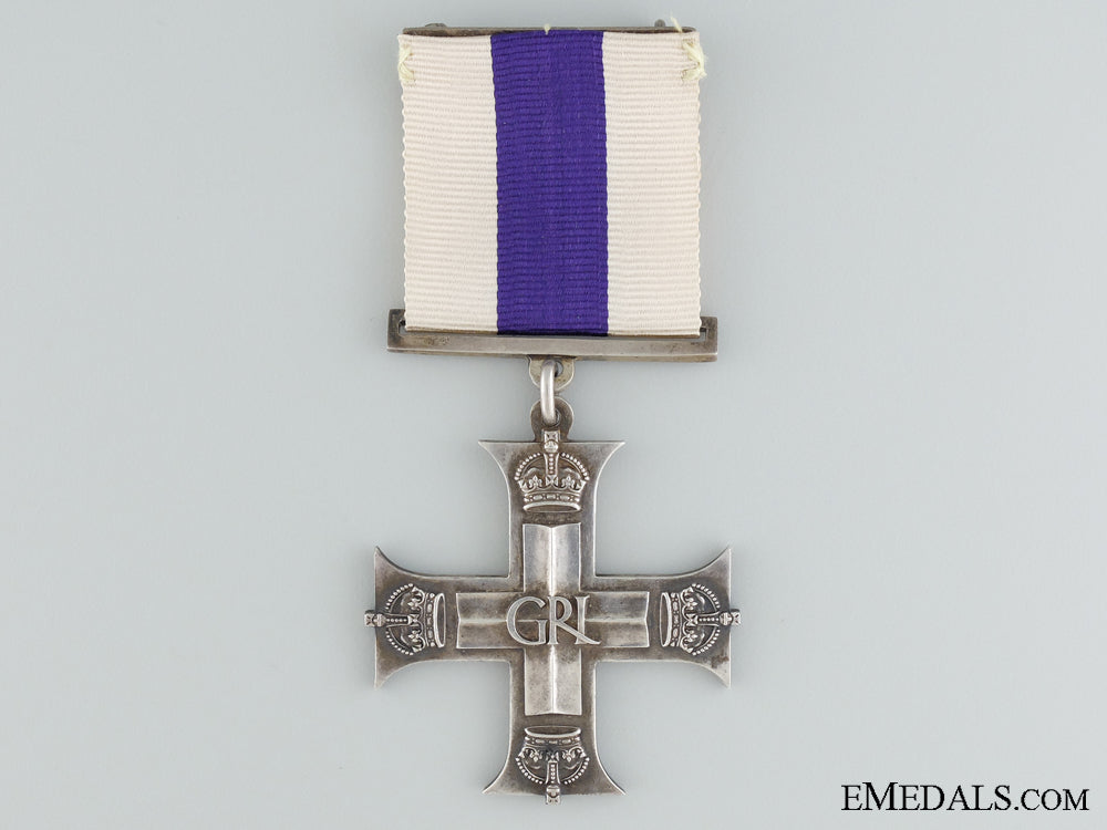 a_second_war1944_dated_military_cross_img_04.jpg537b8862650e5