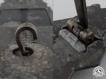 a_bronze_grade_close_combat_clasp_by_josef_feix&_söhne,_gablonz_img_04.jpg55491a63ea273