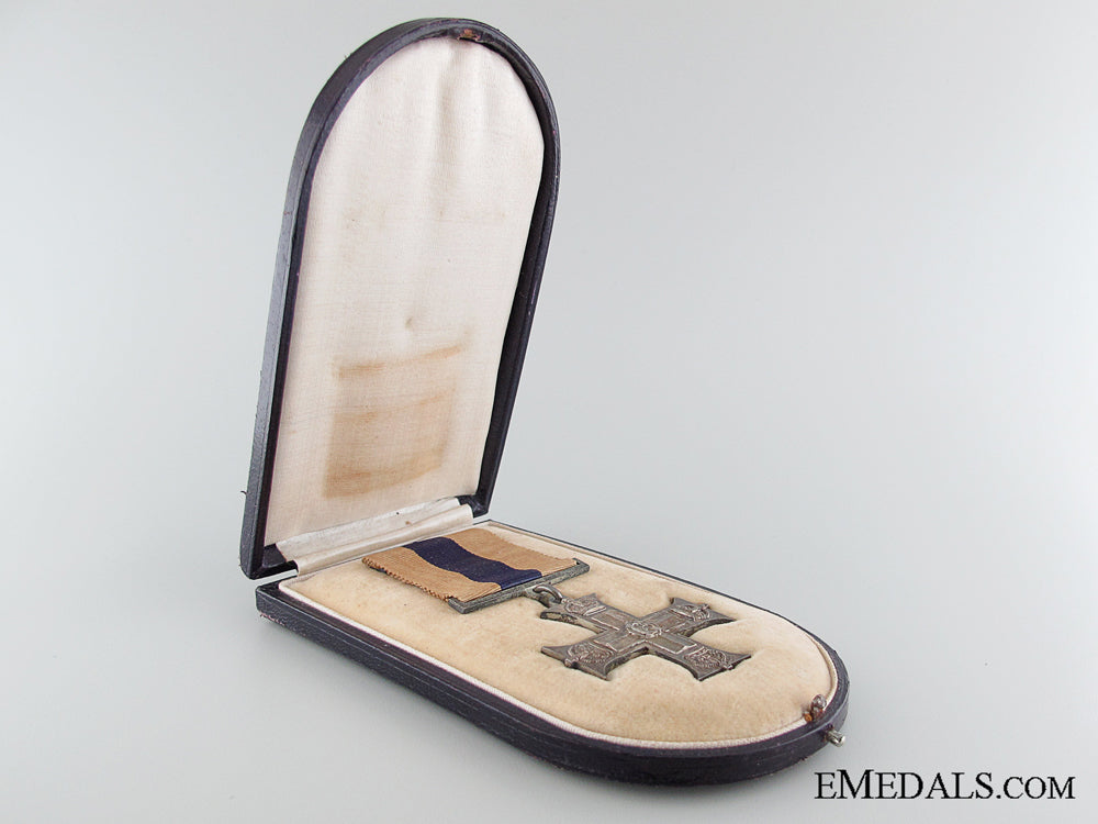 a_george_v_military_cross_in_case_img_04.jpg5318a456f12d2