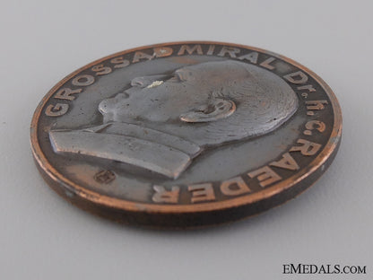 grossadmiral_raeder_table_medal_img_04.jpg5420668165bd0