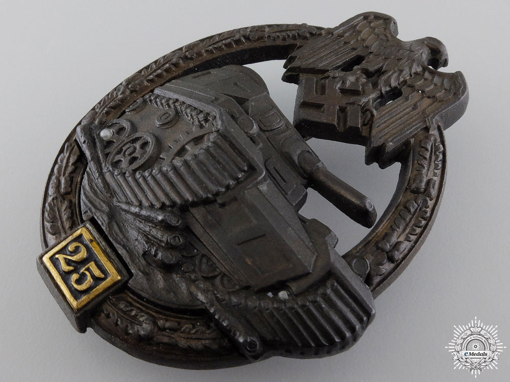 a_near_mint_tank_assault_badge;_special_grade25_img_05.jpg54988f501999e