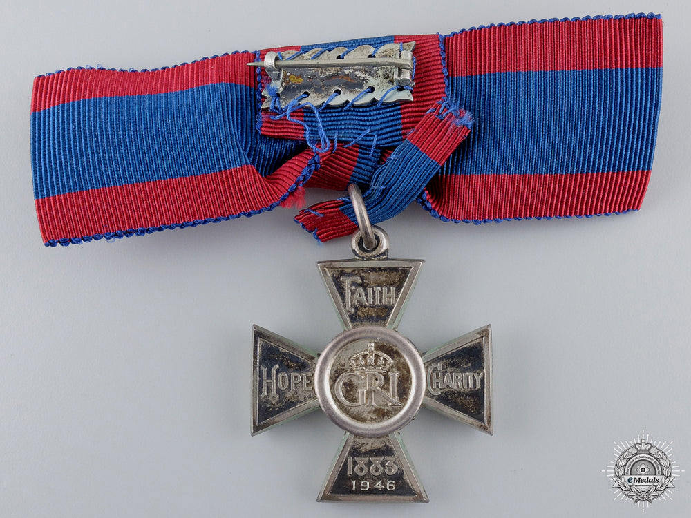 a_second_war_royal_red_cross_group_to_sub-_lieutenant_cameron_rcn_img_05.jpg54c93b43443ae