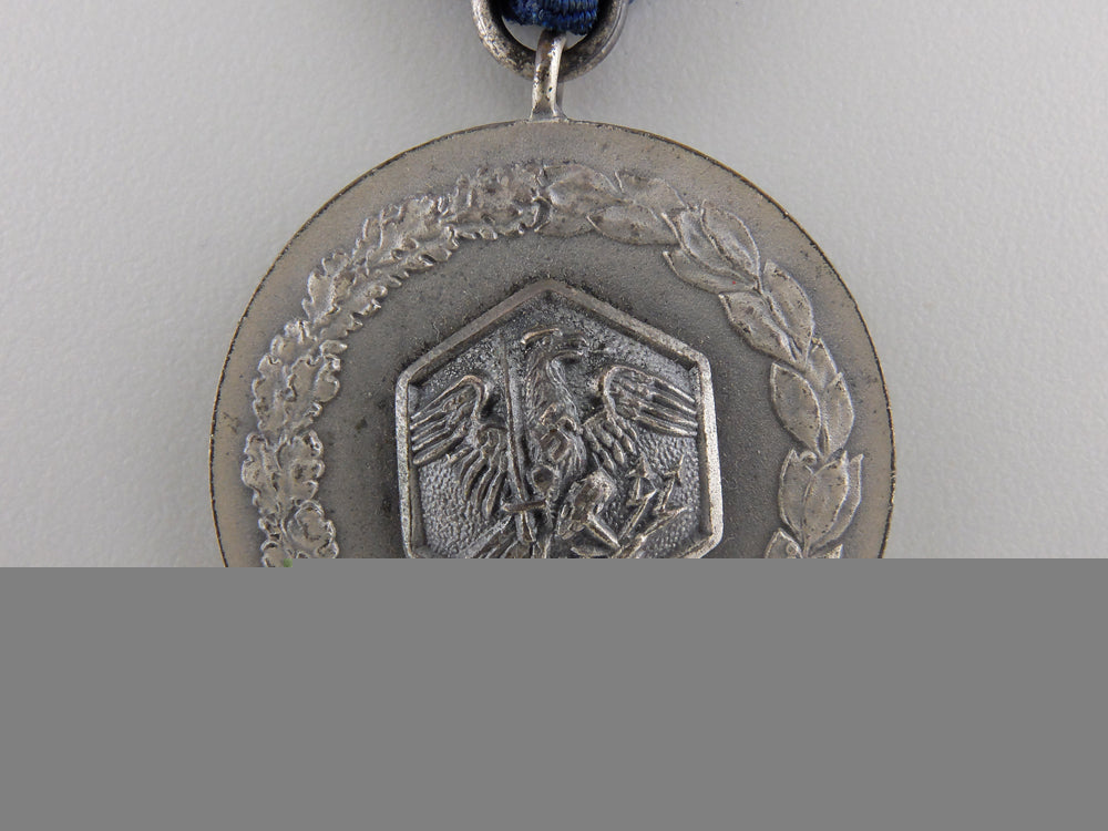 a_prussian_fire_service_long_service_medal_with_case_img_05.jpg555c9abf22197