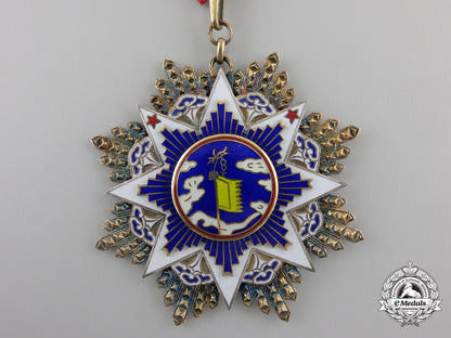 china,_republic._an_order_of_the_resplendent_banner;_v_class_commander,_c.1935_img_05.jpg55ce2977c68c9_1_1