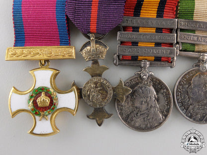 an_extensive_gold_distinguished_service_order_miniature_group_img_05.jpg5563461435b8e