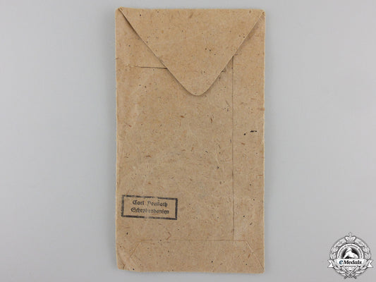 a_west_wall_medal_with_packet_of_issue_img_05.jpg55a6aa6c6db94