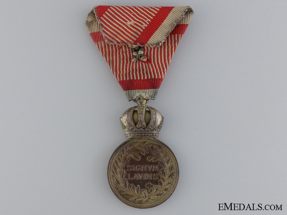 a_cased_austrian_military_merit_medal_by_rothe;_air_force_engraved_img_05.jpg5454fb6e33086