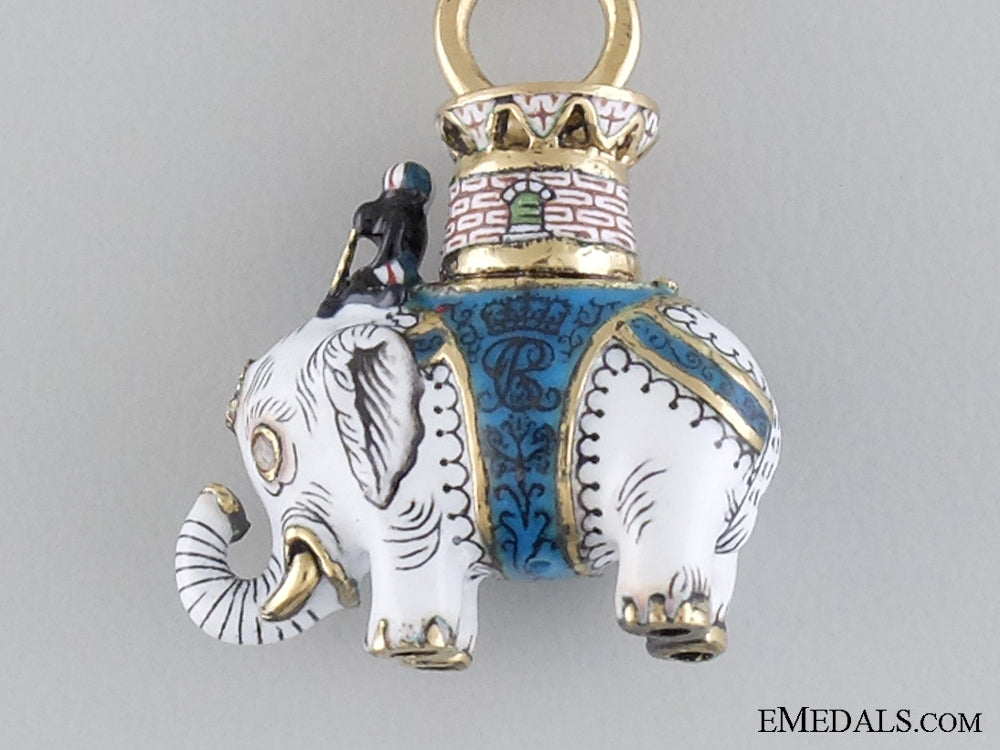 denmark,_kingdom._an_order_of_the_elephant_miniature_collar_in_gold_img_05.jpg54465f34b758f