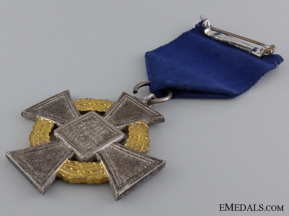 a_first_class_faithful_service_cross_img_05.jpg5457c9b9343f2