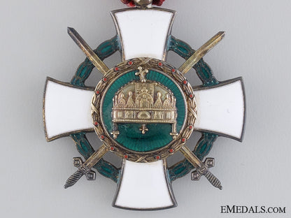 a1942_hungarian_order_of_the_holy_crown;_knight_badge_img_05.jpg54494486f03b5