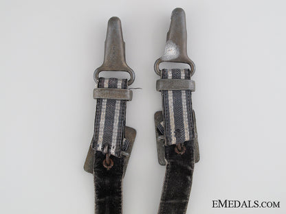 luftwaffe_dagger_hangers_d.r.g.m._img_05.jpg530cddc9d21db