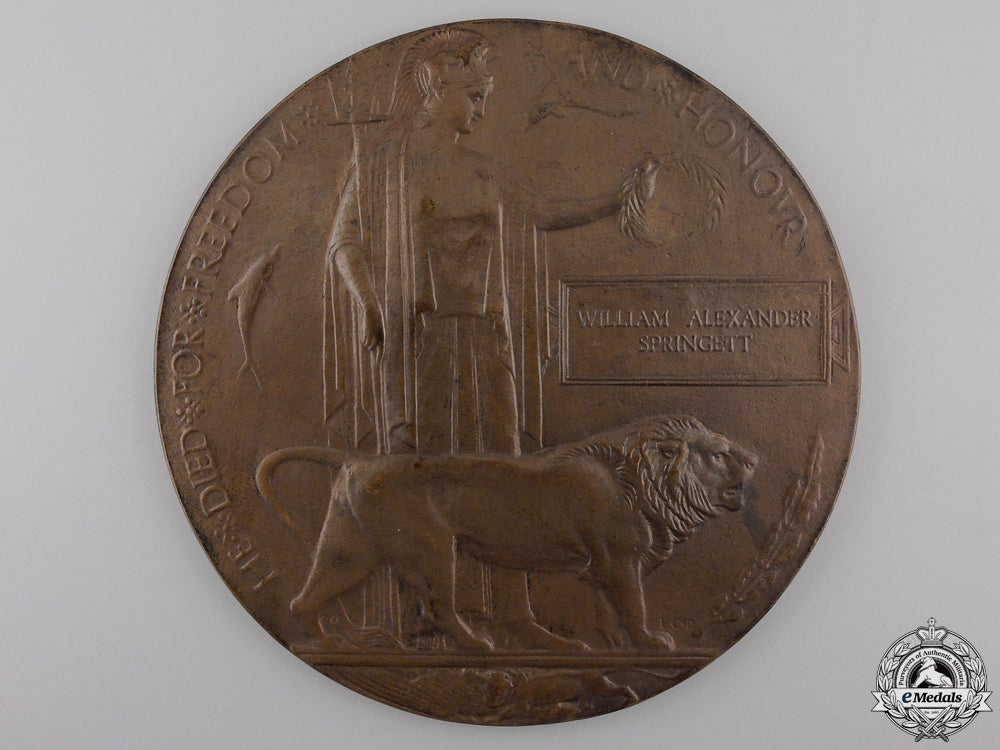 a_first_war_memorial_group_to_the_duke_of_wellington's_regiment_img_05.jpg55522271c390f