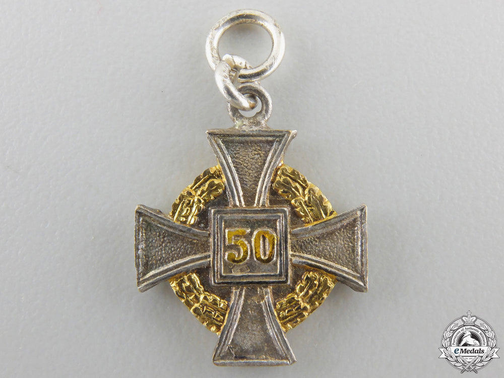 a_german_faithful_service_cross;1_st_class_with_miniature_img_05.jpg55c0cce9e3e04