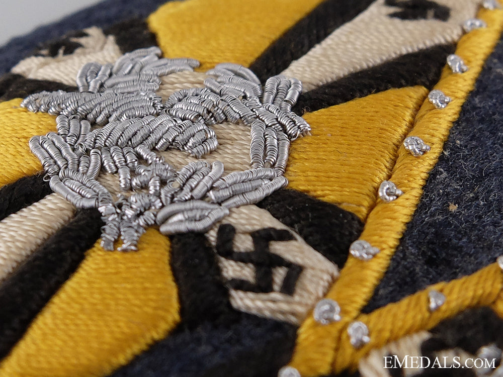 a_rare_luftwaffe_flying_branch_units_flag_bearer's_arm_shield_img_05.jpg544e62d20ef94