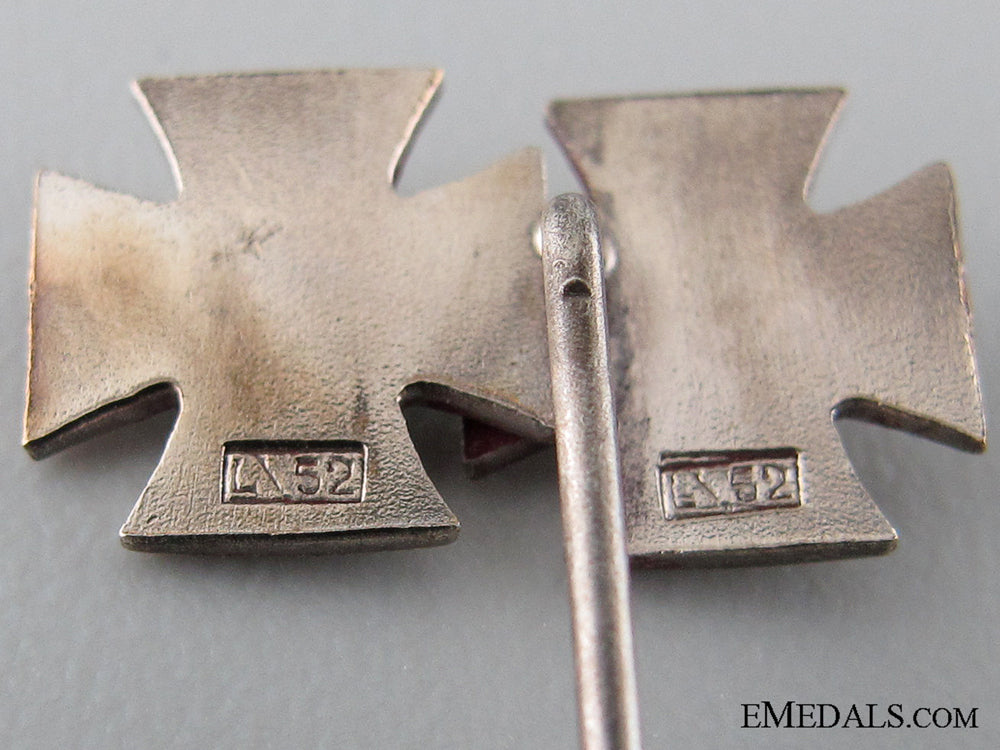 1914/39_iron_cross_miniature_and_stickpin_img_05.jpg53284e49a1c9e