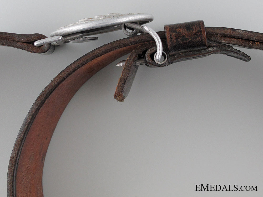 drk_officers_belt_and_buckle_by_f._hofstätter_img_05.jpg5331ae5437b7c