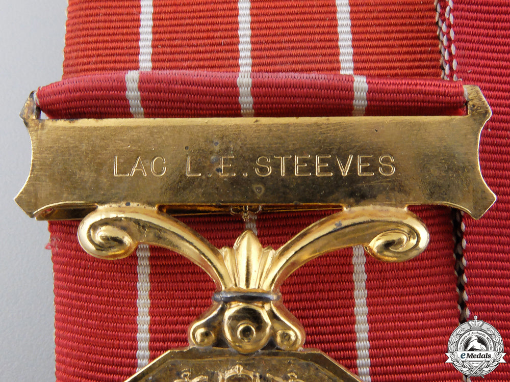 a_second_war_force_decoration_medal_bar_to_the_royal_canadian_air_force_img_05.jpg5592d474ceacf