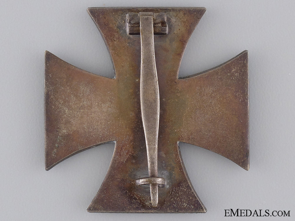 1939_first_class_iron_cross_with_case_of_issue_img_05.jpg53e3b204f0de0