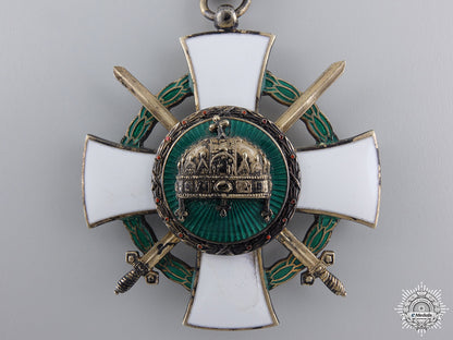 a1942_hungarian_order_of_the_holy_crown,_commander’s_cross_with_swords_img_05.jpg54e39e7a8f8dc