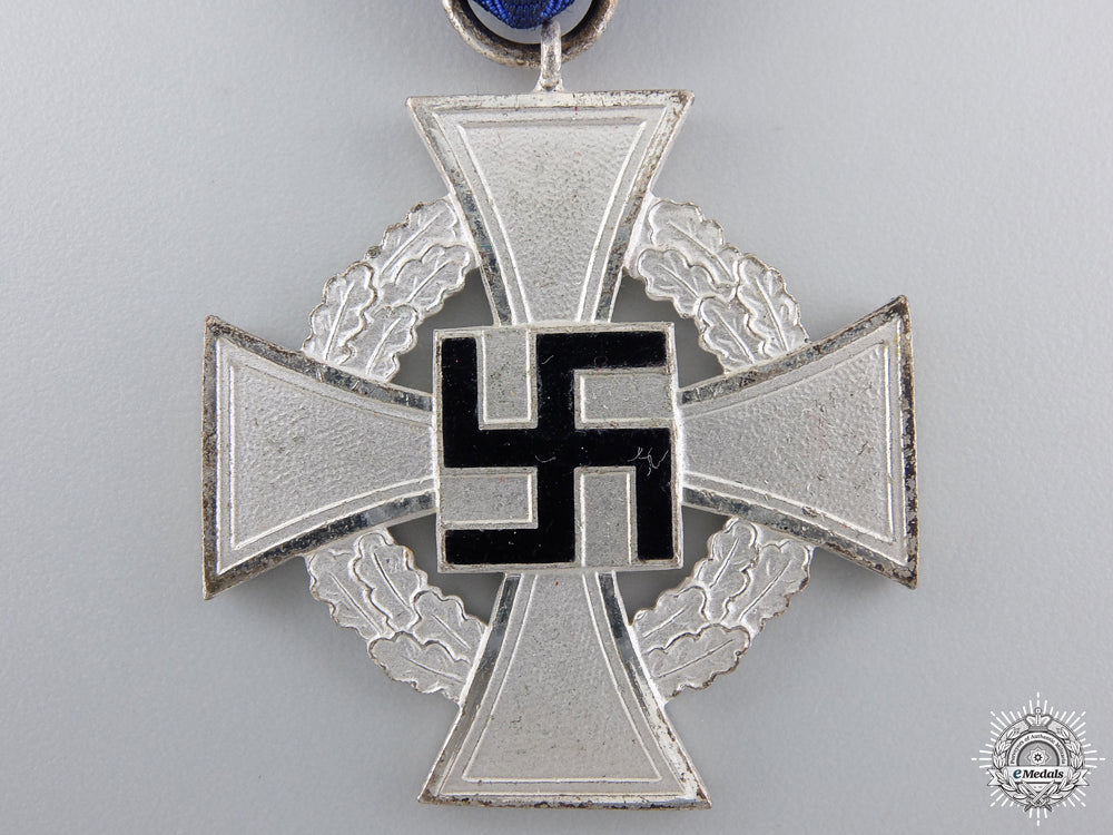 a_faithful_service_cross_for25_years_img_05.jpg54f87ccabef88