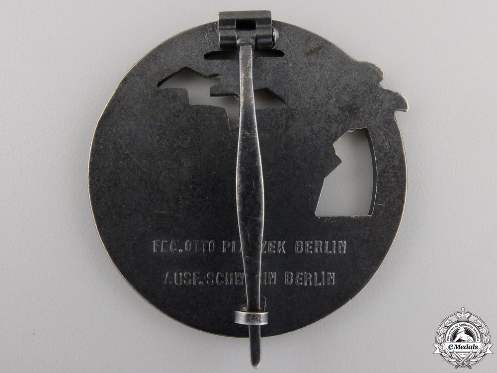 a_kriegsmarine_blockade_runner_badge_by_schwerin,_berlin_img_05.jpg55673f31e6af9
