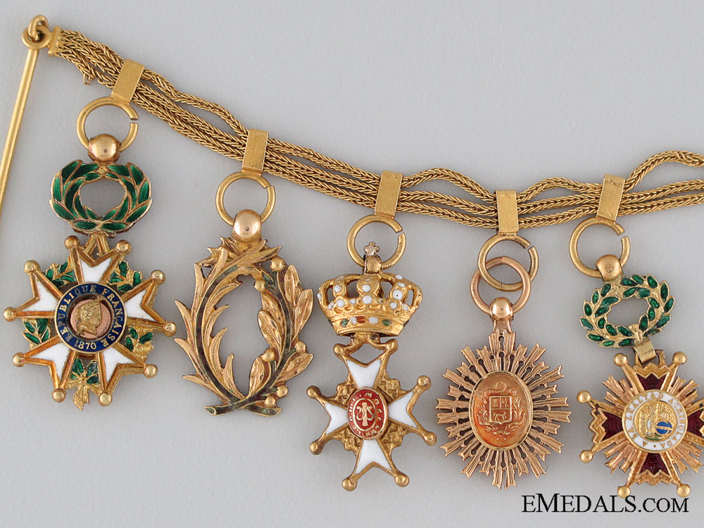 a_early20_th_century_french_gold_miniature_group_of_nine_img_05.jpg53455740df0c8