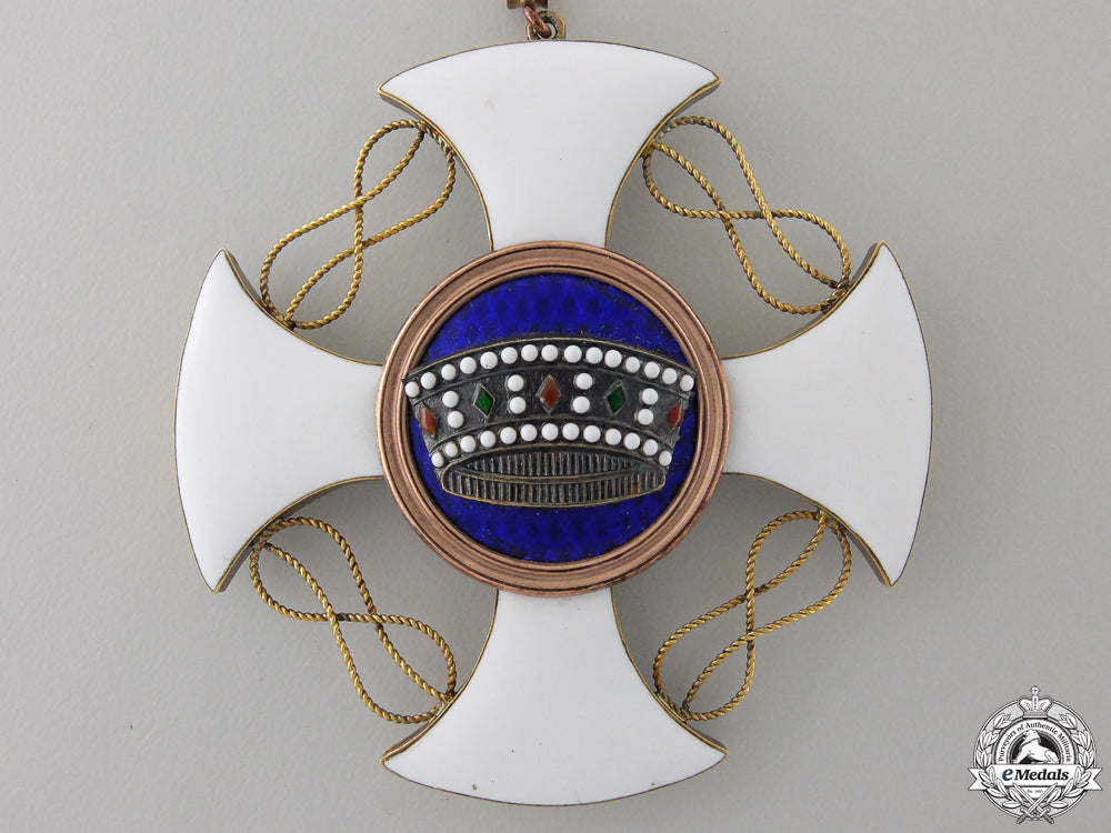italy,_kingdom._an_order_of_the_crown_in_gold,_commander's_cross_with_case,_c.1918_img_05.jpg5575c17563899_1