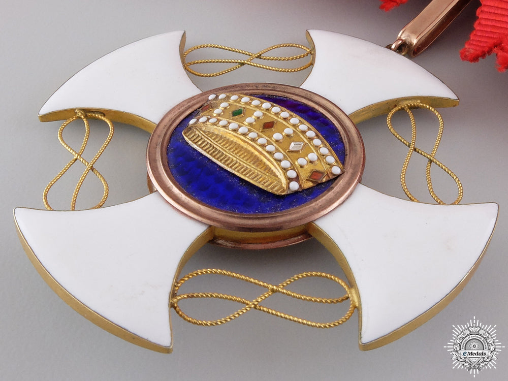 an_italian_order_of_the_crown;_grand_cross_set_img_05.jpg549ad862e8dfa