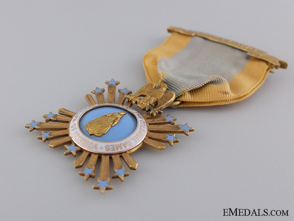 an_maryland_colonial_dames_of_america_membership_badge_in_gold_img_05.jpg54493473f03be