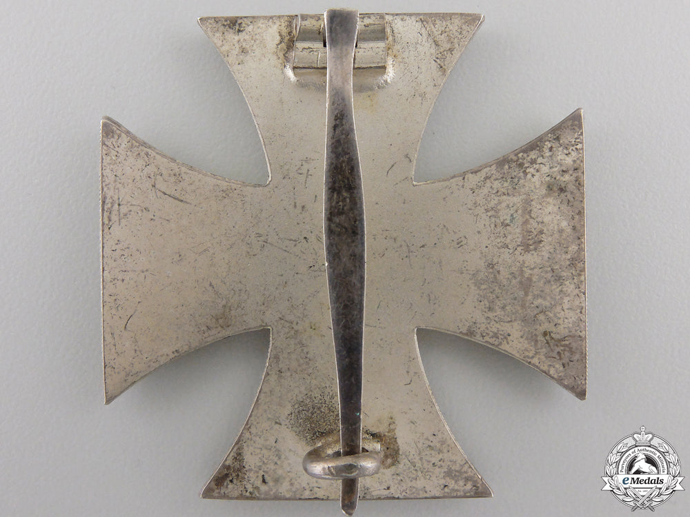an_iron_cross_first_class1939_with_case_img_05.jpg555b3b2ec76d1
