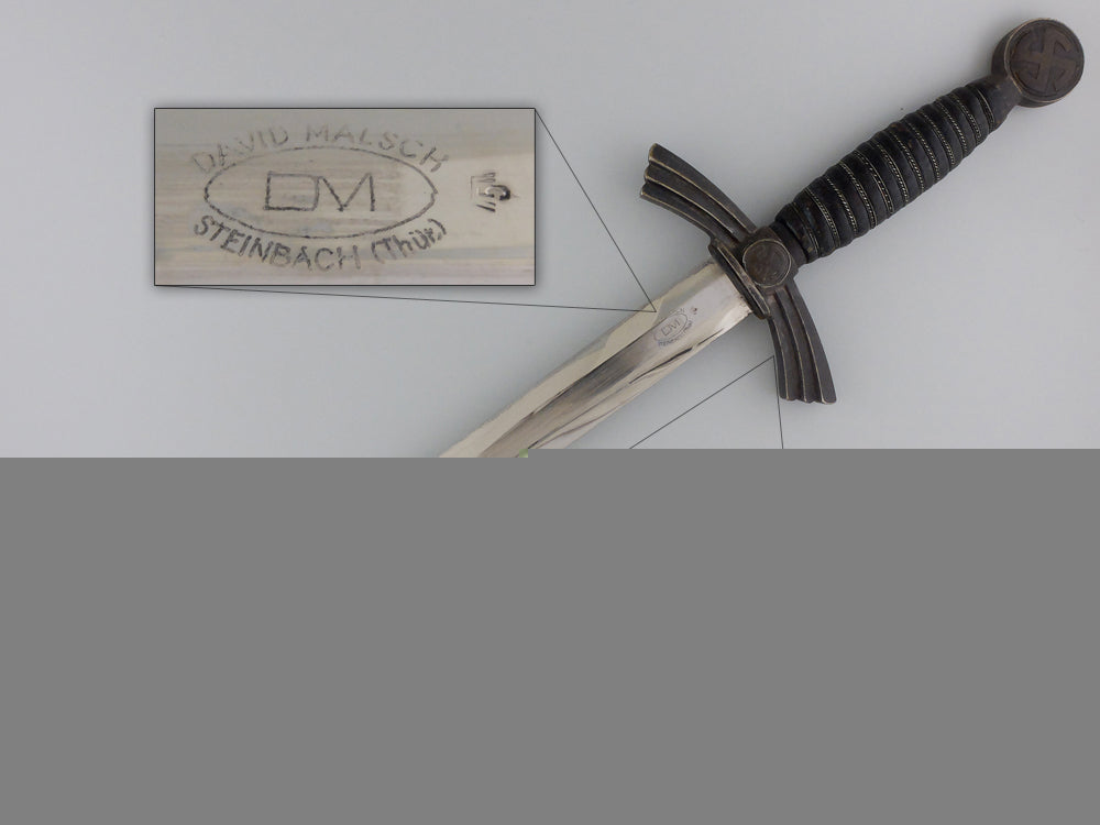 an_early1_st_model_luftwaffe_dagger_by_david_malsch;_unit_marked_img_05.jpg55315fb82bfca