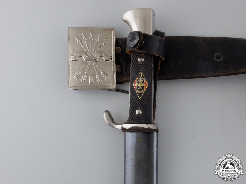 a_spanish_falange_youth_knife_on_belt_with_blade_inscription_img_05.jpg551410e105524