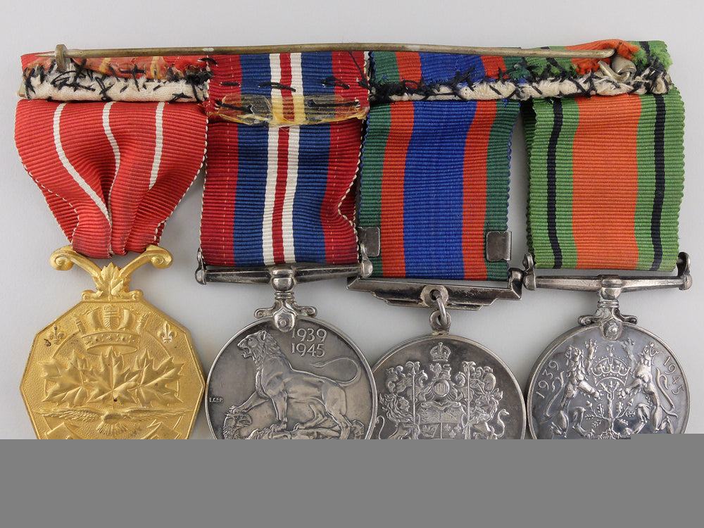 second_war_canadian_awards_to437_squadron_img_05.jpg5554c3c5338af