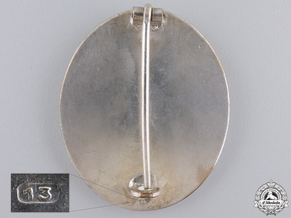 a_mint_silver_grade_wound_badge_with_case_img_05.jpg55956b740024a