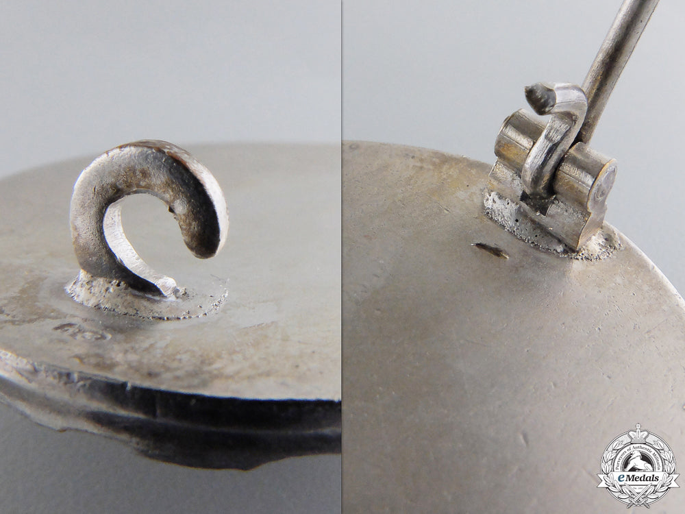 a_mint_silver_grade_wound_badge_with_case_img_06.jpg55956b7a455de