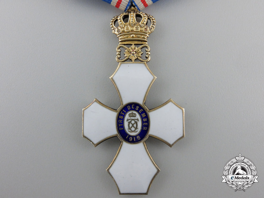 an_icelandic_order_of_the_falcon;_type_i_with_royal_crown(1921-1944)_img_06.jpg55ca1377bbb0f