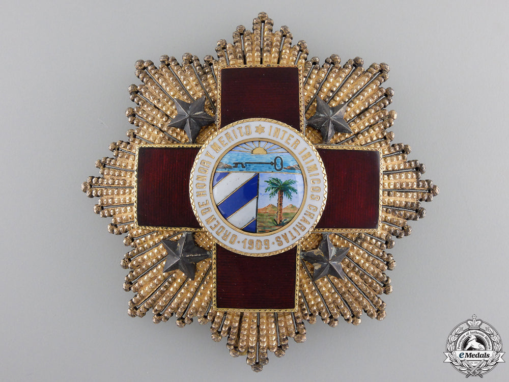 cuba._a_red_cross_order;_grand_cross_by_b.castells_of_barcelona_img_06.jpg55c50e1f76536_1_1_1