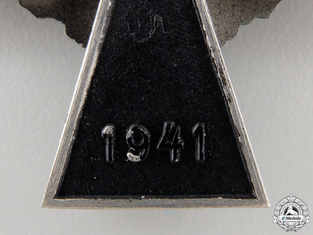 a_croatian_order_of_the_iron_trefoil;_first_class_cross_with_oakleaves_img_06.jpg553fe6d29d595