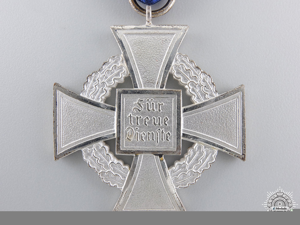 a_faithful_service_cross_for25_years_img_06.jpg54f87cd22ec71