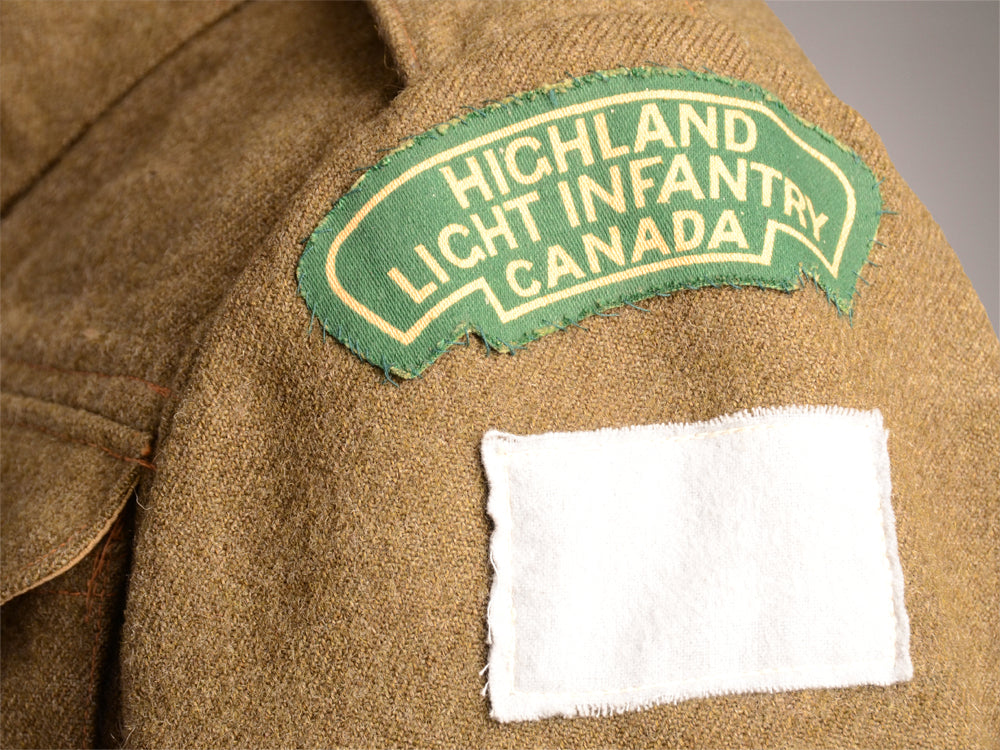 a_wwii_named_hli_of_canada_battledress_blouse_img_06.jpg52e019b7616fd