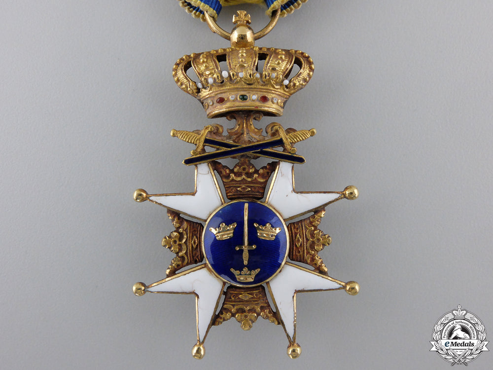 a_swedish_order_of_the_sword_in_gold;_first_class_img_06.jpg5527f121e095e