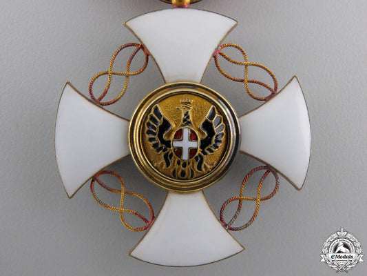 italy,_kingdom._an_order_of_the_crown_in_gold,_victor_emanuel_iii_img_06.jpg5537a7ad58b54_1
