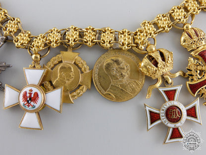 an_outsanding_austrian_miniature_award_chain_in_gold_by_rothe_img_06.jpg54d38648ad316