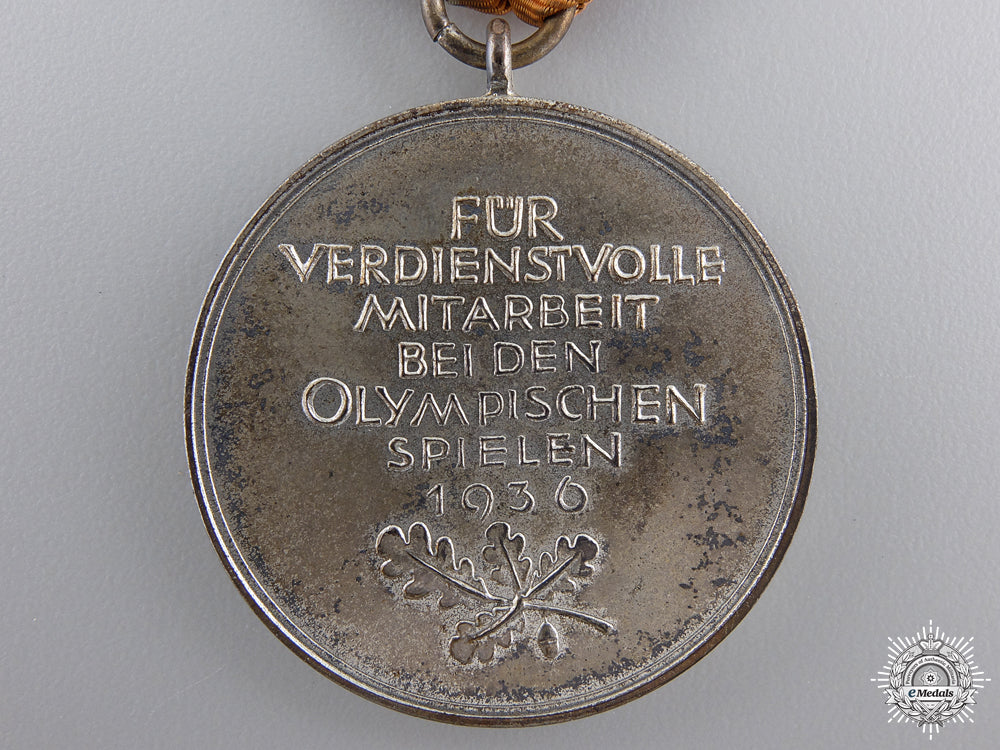 an1936_berlin_summer_olympic_games_medal;_cased_img_06.jpg54ff0628080eb