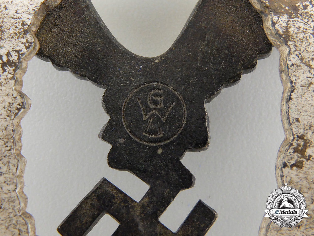 an_early_cased_luftwaffe_pilot's_badge_by_gebrder_wegerhof_img_06.jpg55cf52626243b