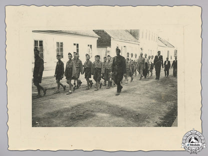 rare1942_photos_of_croatian_ustasha_youth_img_06.jpg55268a64a6272