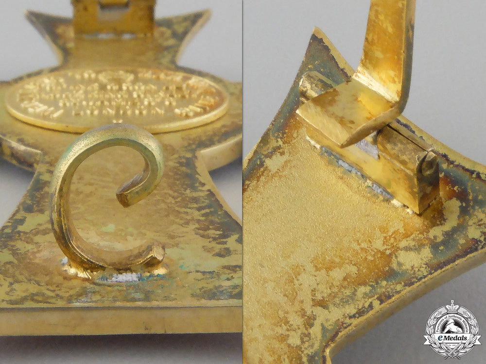 a_greek_royal_family_order_of_st._george_and_st._constantine_by_spinks_img_06.jpg5560af2ab8526