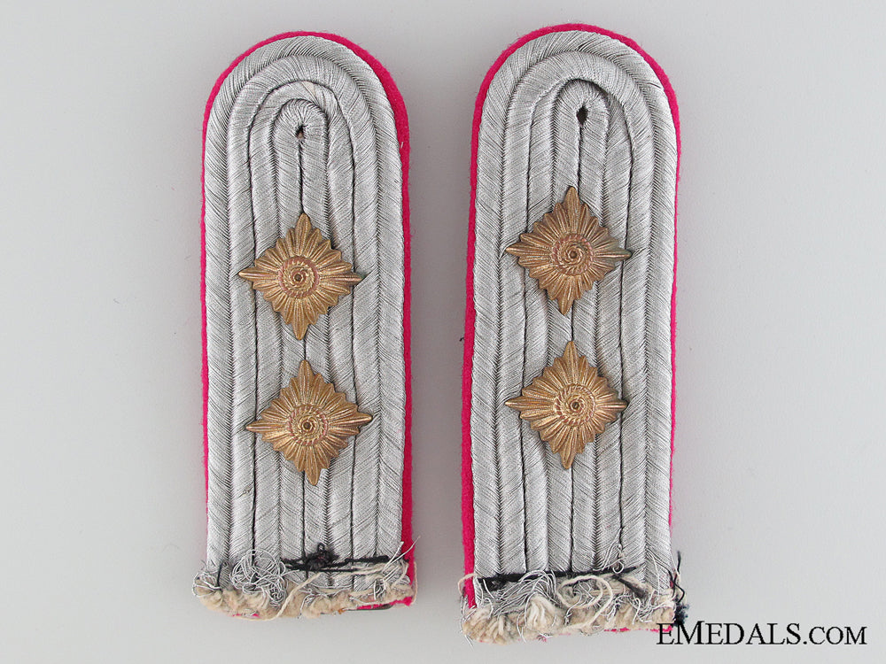 a_pair_of_army_shoulder_boards&_cockade_img_06.jpg5303bc639c6d8