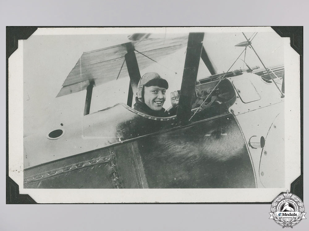 six1934_mounted_toronto_flying_club_photographs_img_06.jpg558ac0b20c317