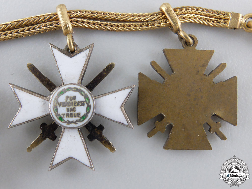 a_first_war_saxon_miniature_grouping_img_06.jpg55b0fb1175305